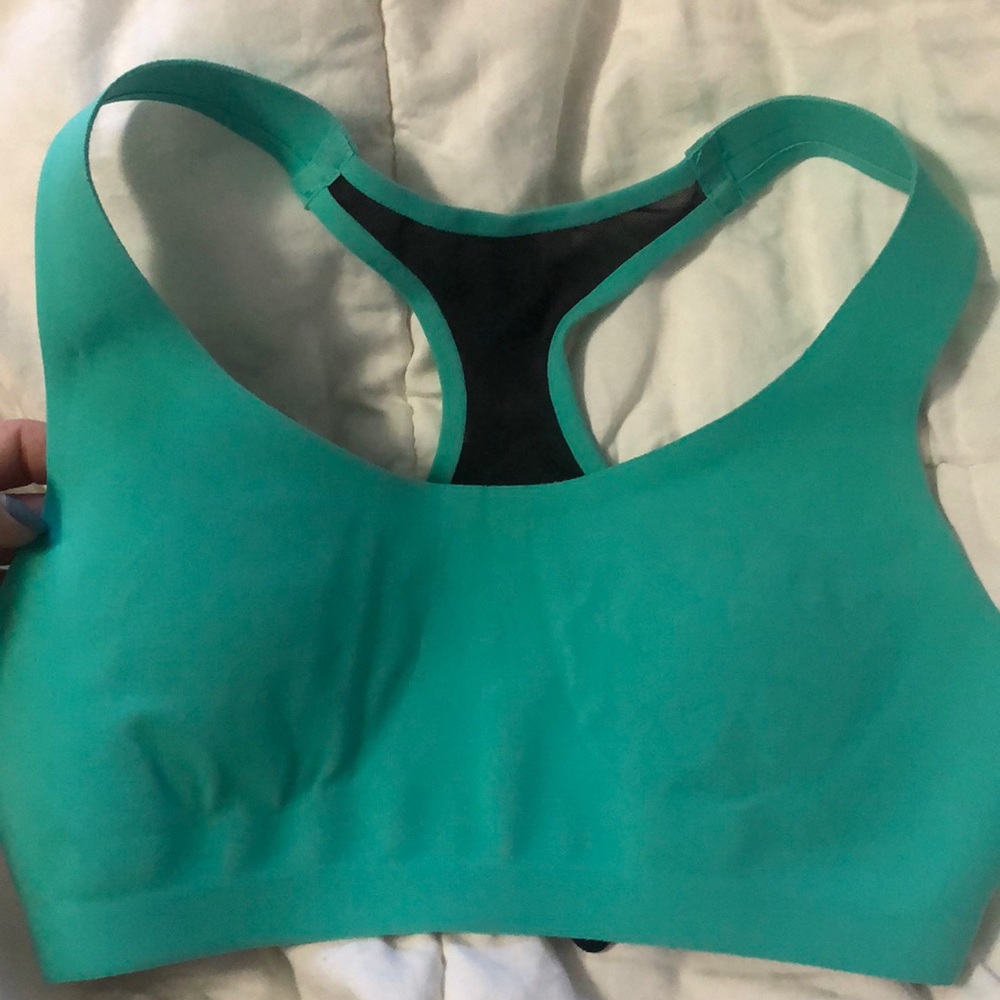 Lululemon sports bra - Picture 2 of 6